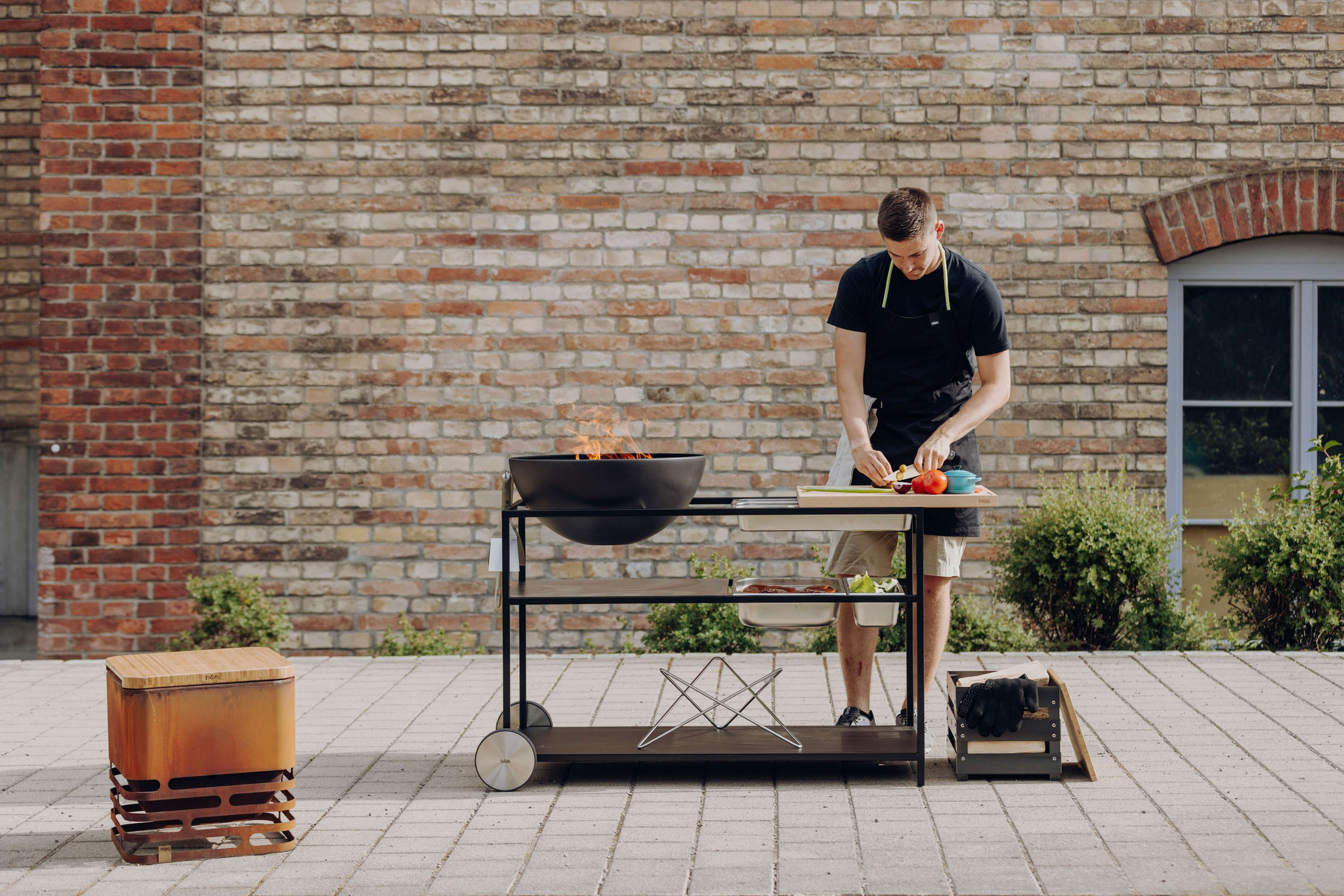 fire kitchen buitenkeuken met bowl 57 vuurschaal