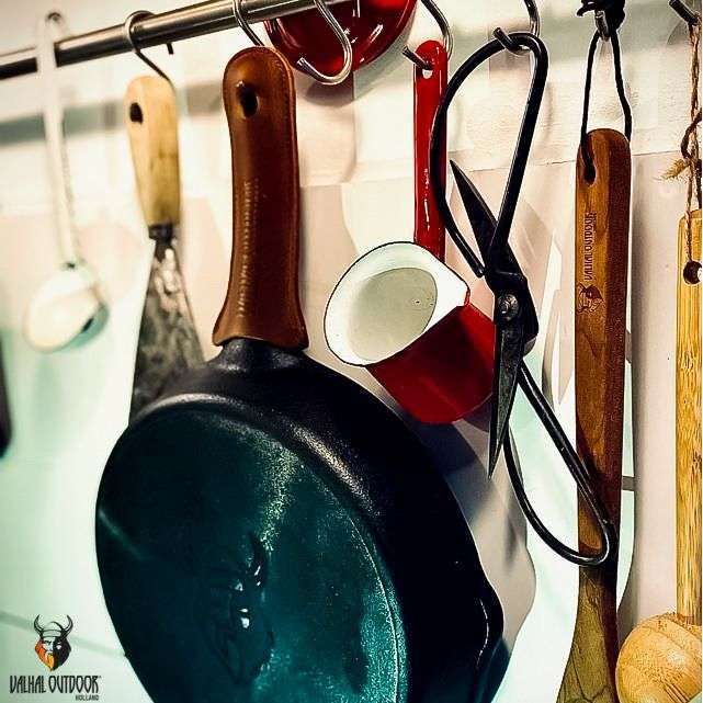 skillet koekenpan gietijzer met steel Ø 25 cm