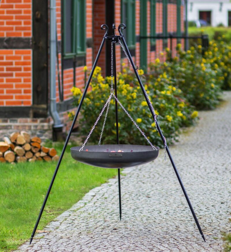 180 cm tripod with 70 cm natural steel wok