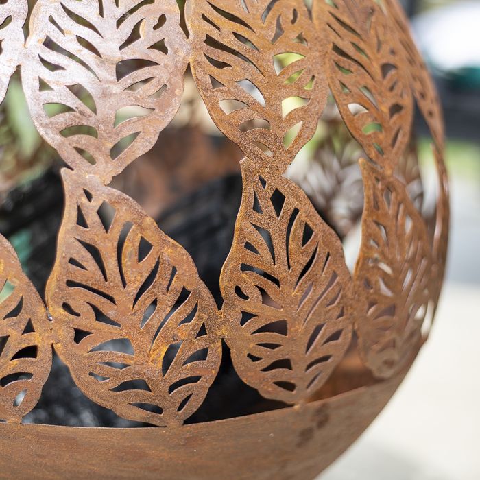leaves mini globe