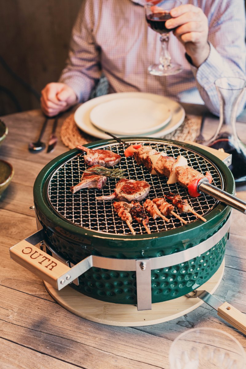 outr braza table grill round zwart – keramische tafel bbq Ø30 cm